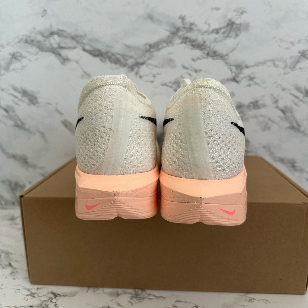 Nike ZoomX Vaporfly Next% 3 Guava Running Athletic Shoes DV4130 Women’s Size 9.5 - Picture 6 of 8